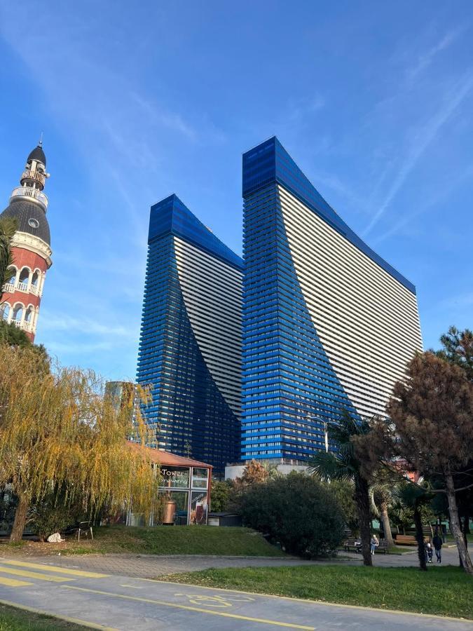 Luxury Sea View Apartments In Orbi City Batumi Eksteriør bilde